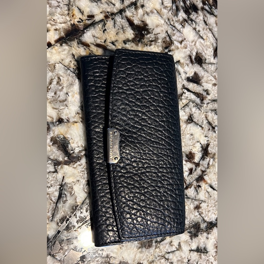 Burberry Womens Grain Pebble Leather Wallet